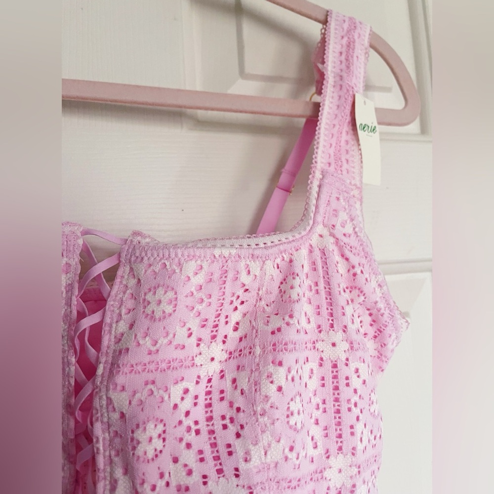 Lace Up Tank - Picture 4 of 8
